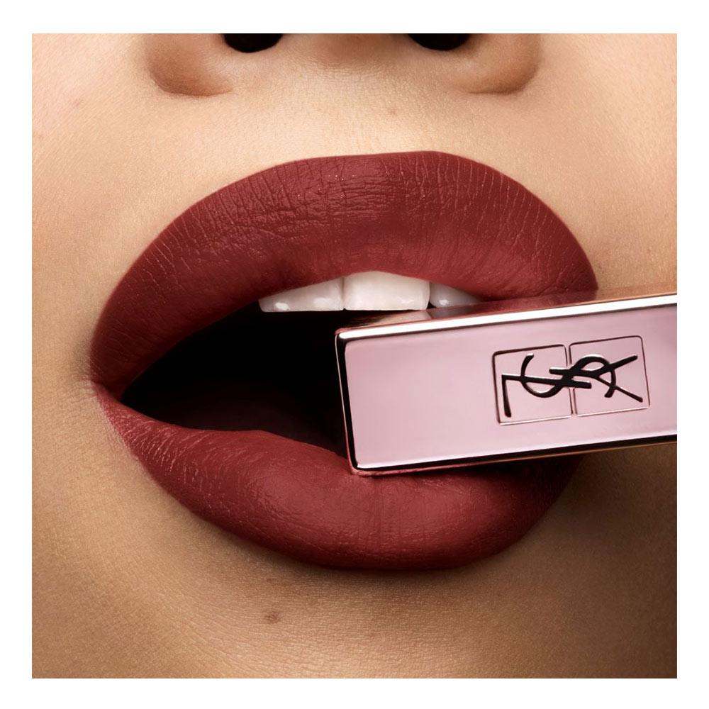 Yves Saint Laurent ROUGE PUR COUTURE the slim glow matte Saldi