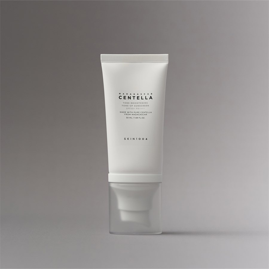Skin 1004 Protezione solare Madagascar Centella Tone Brightening Tone-Up Sunscreen In Vendita