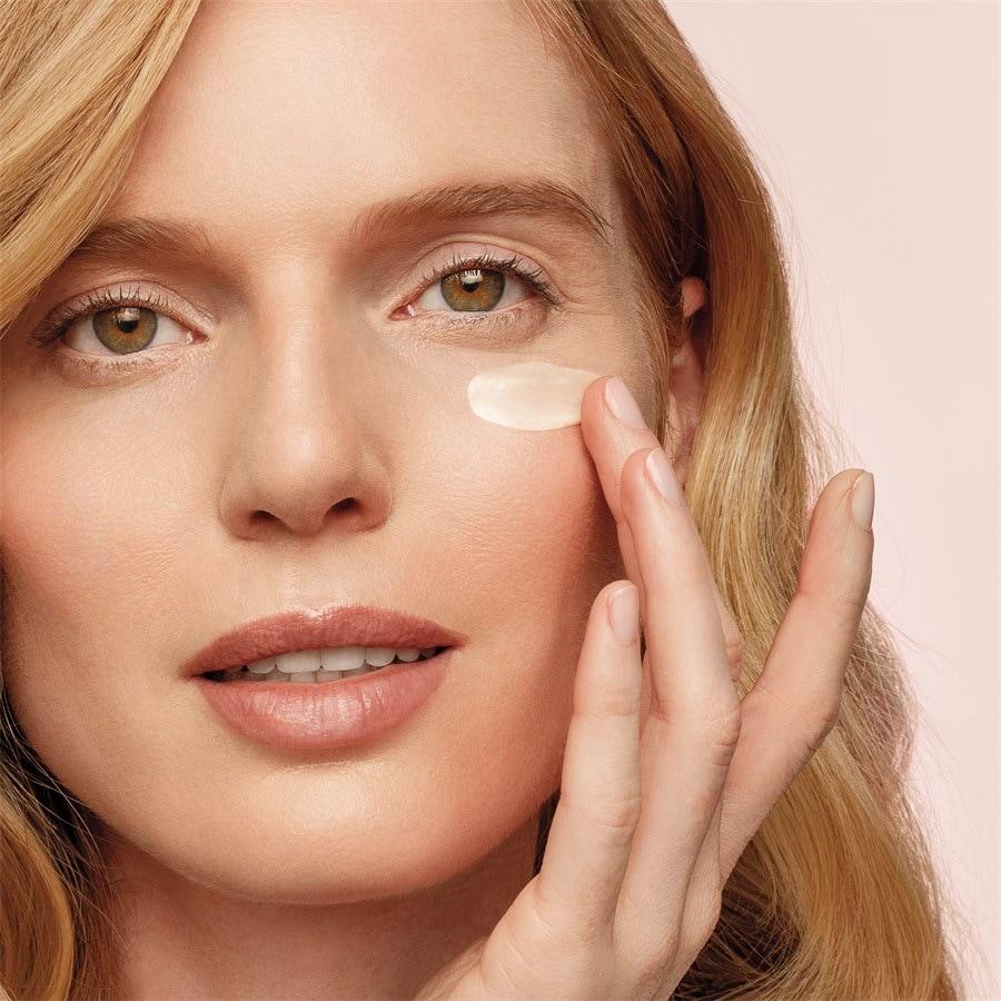 Shiseido Benefiance Wrinkle Smoothing Eye Cream Vendite Flash