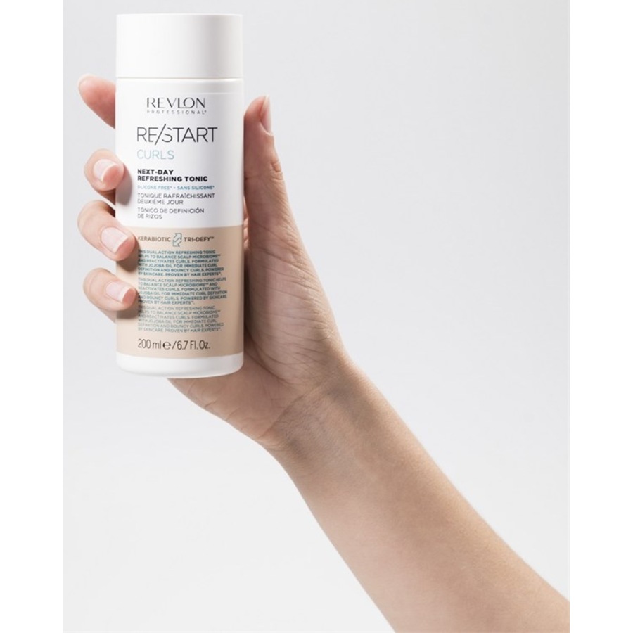 Revlon Professional Curls Next-Day Refreshing Tonic Presa