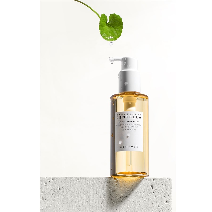 Skin 1004 Pulizia Madagascar Centella Light Cleansing Oil In vendita