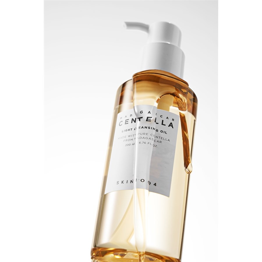 Skin 1004 Pulizia Madagascar Centella Light Cleansing Oil In vendita