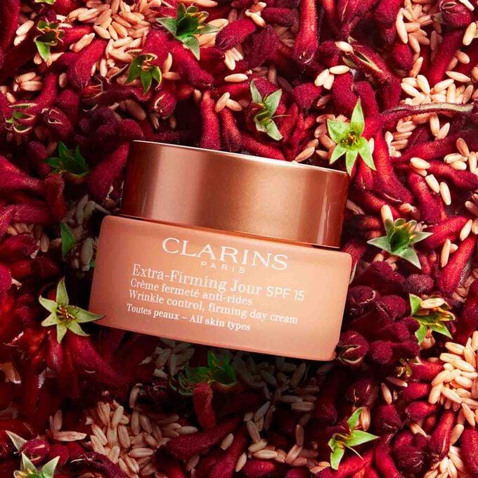 Clarins Extra-Firming Crema Antirughe SPF 15 Tutti i tipi di pelle Fino Al -60%