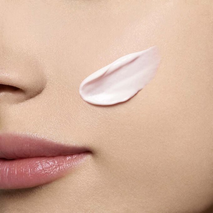 Clarins UV PLUS Antinquinamento Rosa Consegna Veloce
