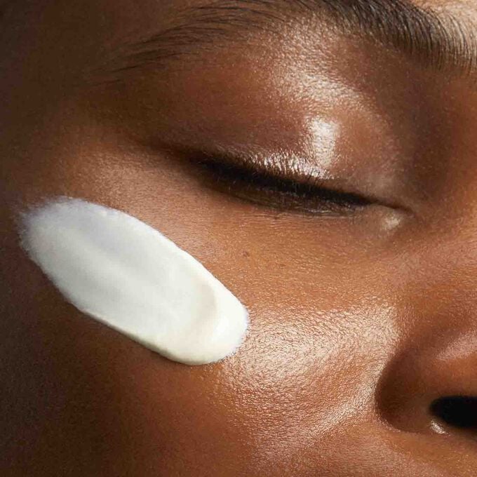 Clarins UV PLUS Antinquinamento Trasparente Economico