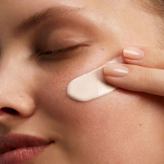 Clarins UV Plus SPF50 texture beige Offerta
