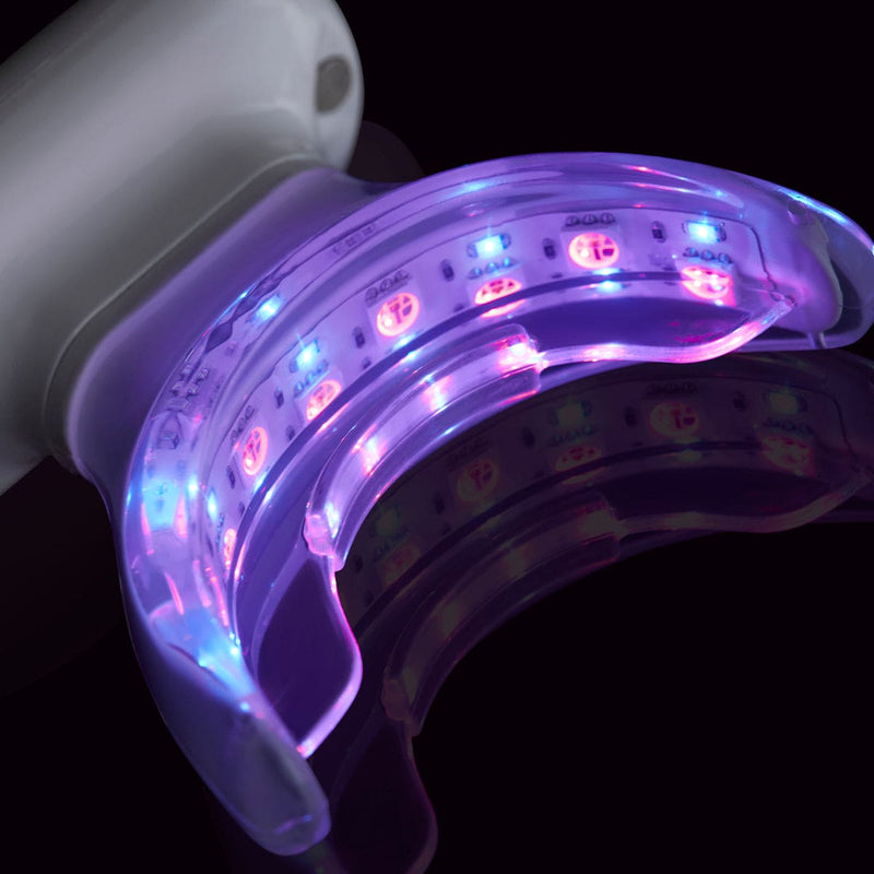 CurrentBody Skin Kit Sbiancamento Denti LED Novità