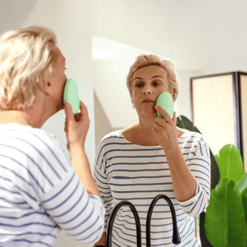 FOREO Dispositivo Intelligente Detergente e Rassodante Viso LUNA 4 Moda